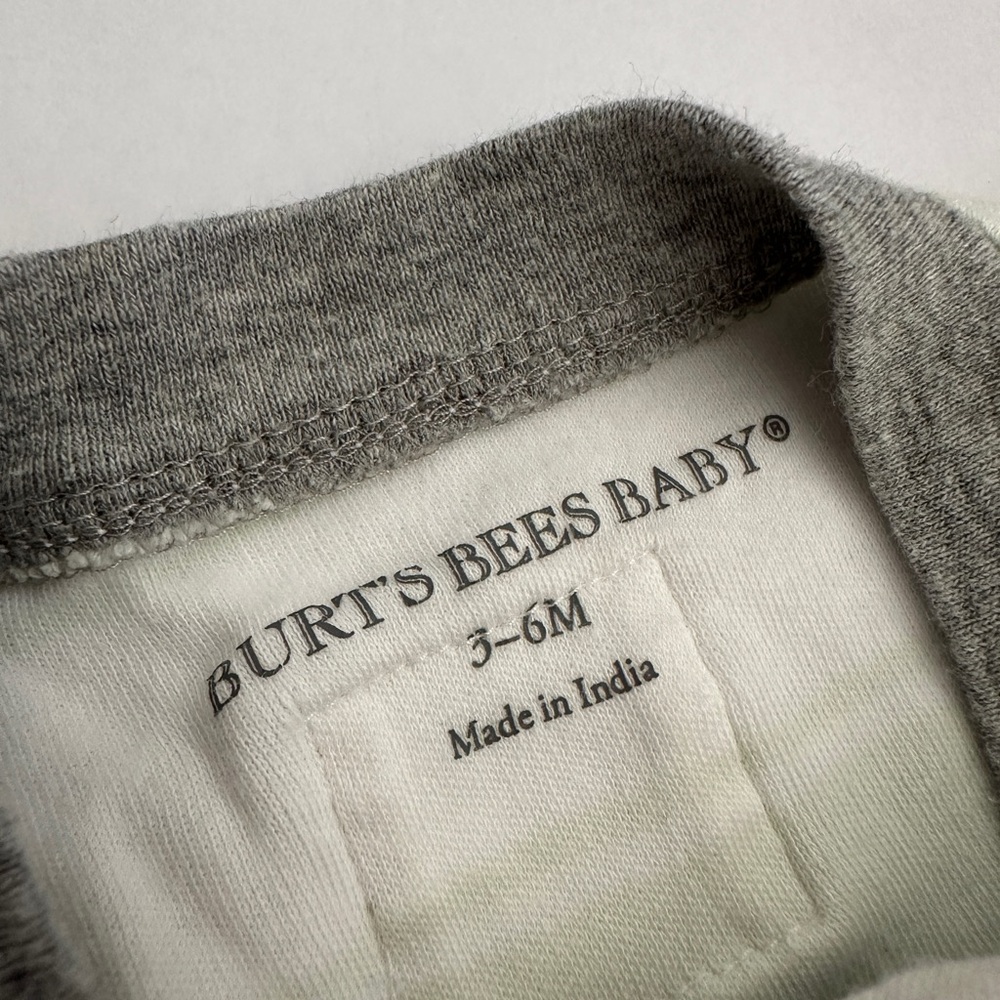 Burt's Bees Baby Bears and Green Striped Footies Set - Picture 2 of 3